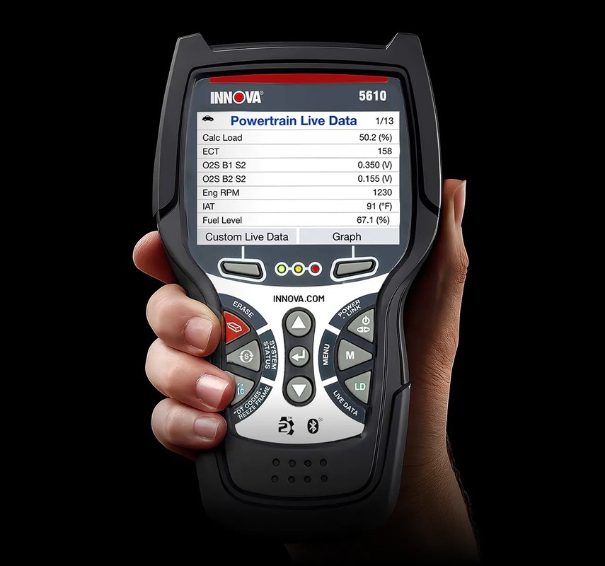 Innova 5610 diagnostic scanner showing key features for vehicle troubleshooting